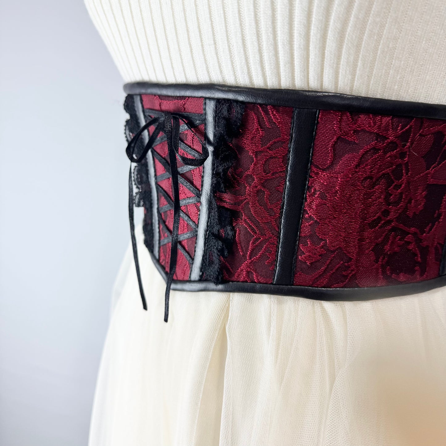 Floral Shadow Pattern Red and Black Waist Croset Belt