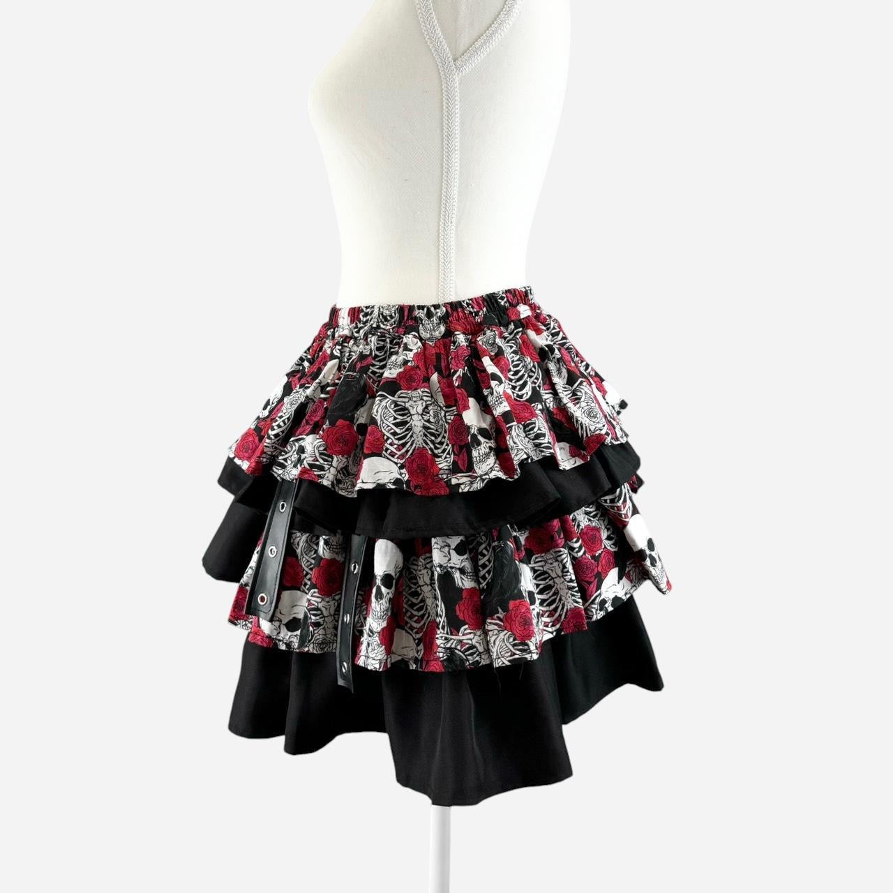 Asymmetrical Layers Skull Print Skort (Shorts)