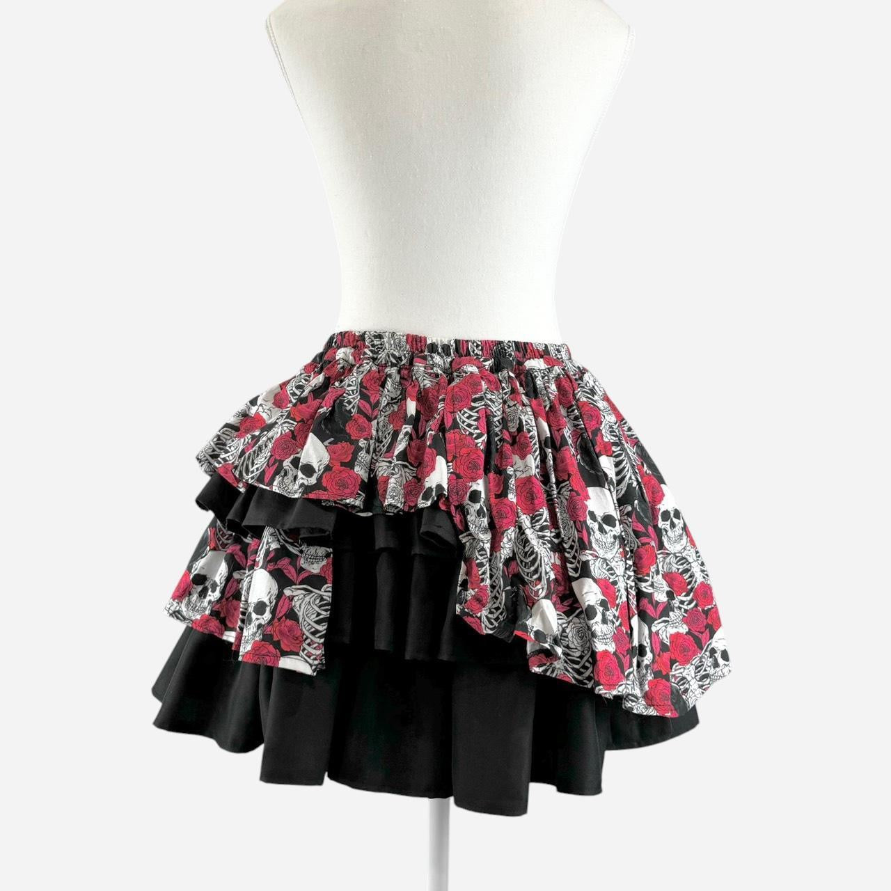 Asymmetrical Layers Skull Print Skort (Shorts)