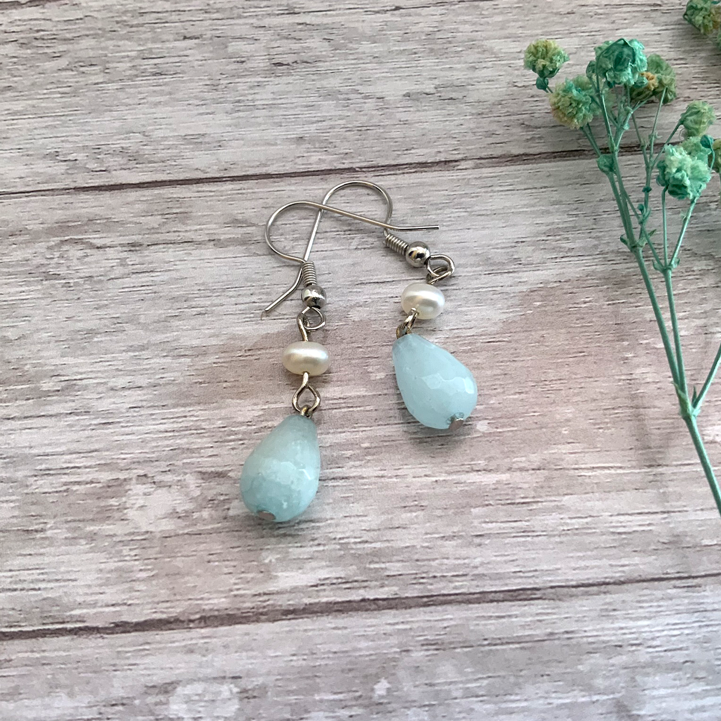 Handmade Earring Blue Teardrop Nature Stone and Pearl