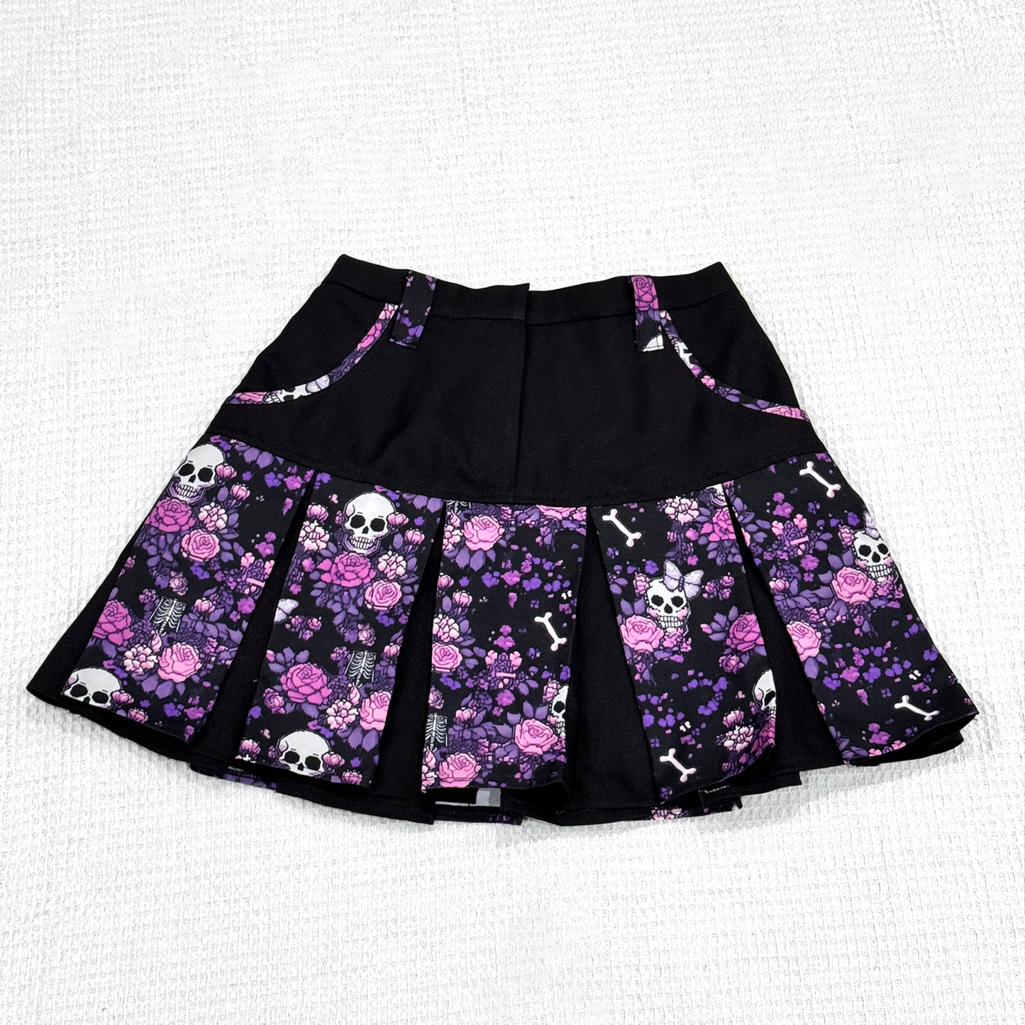 Black and Purple Pixel Floral Skeleton Pleated Skirt