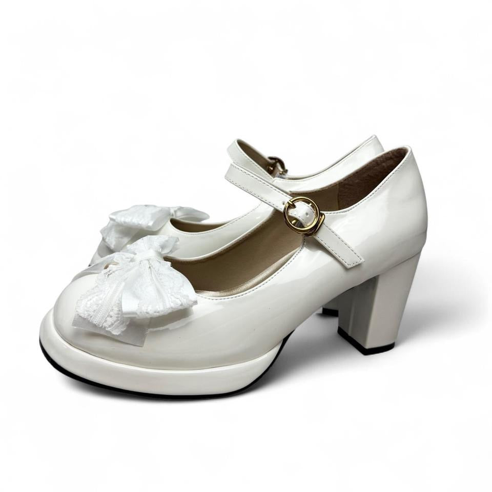 White lace bow Mary Jane heels